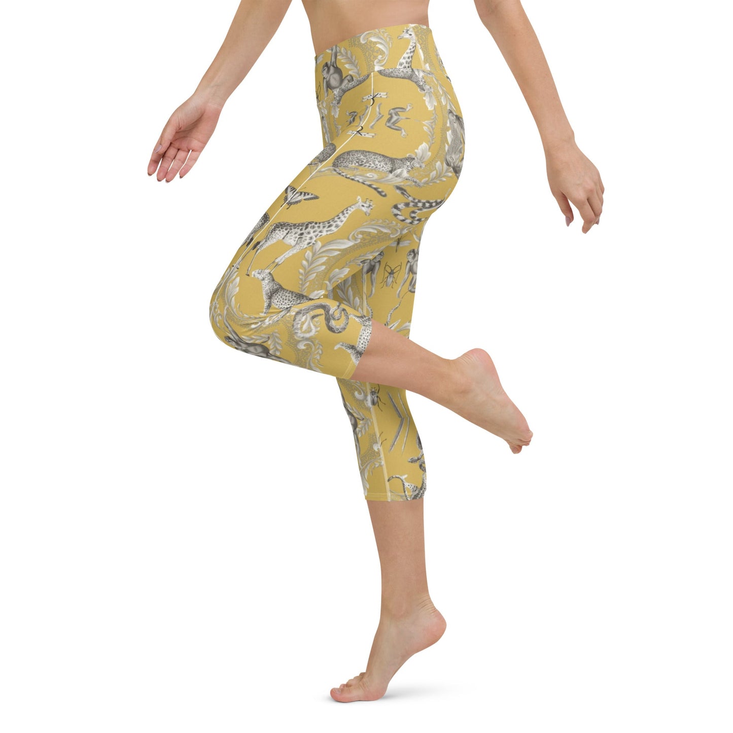 Front Animal Farm Women's Yoga Capri Leggings Leggings, Capri #MzKittyz #NikkiDKatArt