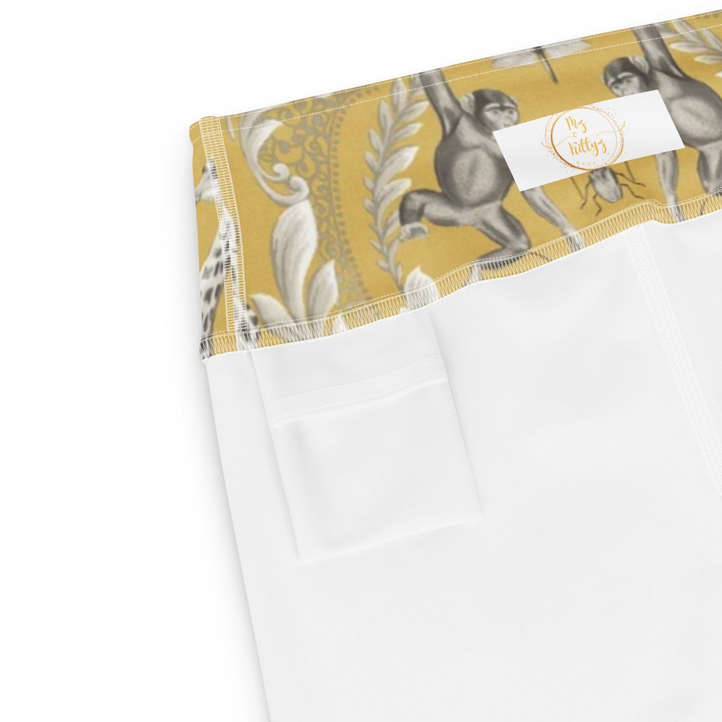 Front Animal Farm Women's Yoga Capri Leggings Leggings, Capri #MzKittyz #NikkiDKatArt